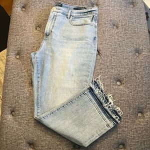 NWOT Banana Republic Premium Cropped Denim, Girlfriend fit, sz 32